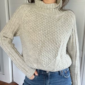 Light grey chunky sweater
